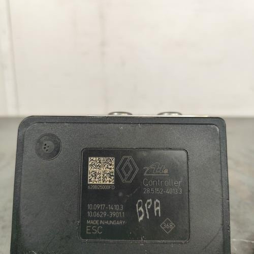 118783207-44ecbd36-5537-42e1-afb2-711cfa2c625b-Piece-Bloc-ABS-freins-anti-blocage-476609775R-RENAULT-TRAFIC-3-COURT-PHASE-2-2c71ec7237c2148f819eaca1d55839c16608c9d98852d25a93d9e4cf1d073ff8_m.jpg
