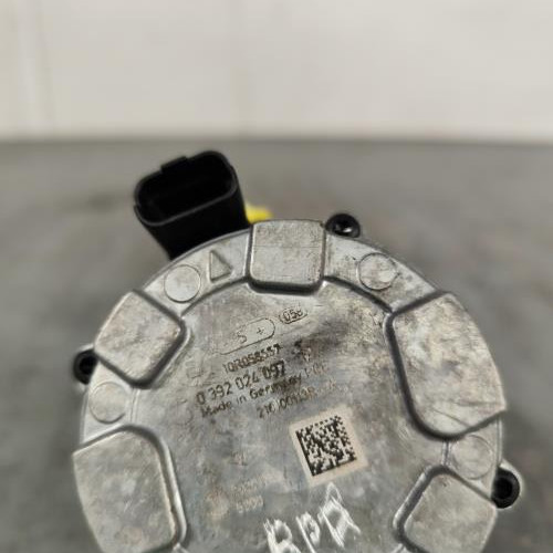 118802754-6785d27d-22f8-4636-8a99-f02731d1cb69-Piece-Pompe-a-eau-210100113R-RENAULT-TRAFIC-3-COURT-PHASE-2-3b522fd8825a13dba63284fd357fde32210c2d339fc289109a0c43391ff0257f_m.jpg