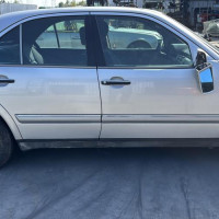 Vehicule-MERCEDES-CLASSE%2520E%2520210%2520PHASE%25201-1996-b1dc767f97d7332669e1d3e6b1d0ea4db9b93faeadc548f397f2b84285b36fc3_m.jpg