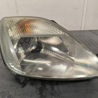 119075082-3320e0c9-de22-4793-971d-bf23a0c32f74-Piece-Optique-avant-principal-droit-feuxphare-1320348-FORD-FIESTA-5-PHASE-1-90c7386c15307a1f716d36065d9313da0720a59ea71a53537377139e61a467d4_m.jpg