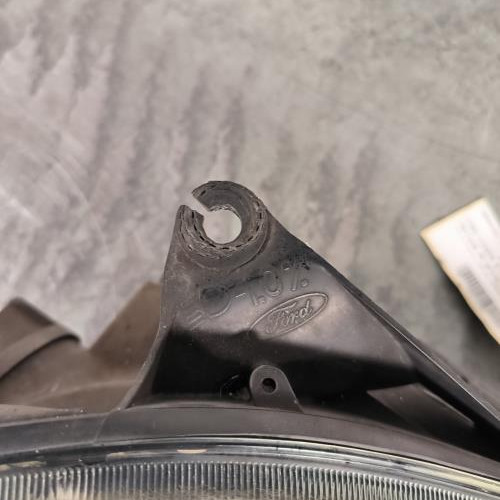 119075082-bef30f13-21c4-461e-8891-5d4bf8edec4d-Piece-Optique-avant-principal-droit-feuxphare-1320348-FORD-FIESTA-5-PHASE-1-d5eea34a4e45989f5ba99199832c15d854ba829f462859ceae6aca683f1dad1b_m.jpg