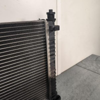 119075689-70d78b2f-d09d-49b1-adb2-c985960c5eff-Piece-Radiateur-eau-1325830-FORD-FIESTA-5-PHASE-1-51eb1554d8bcc8a6a42fc4bc5725a6387fd46e87a77a3acd544d3eb3073a2063_m.jpg