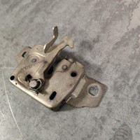 119126840-cb268ea8-1947-438e-b26a-367399767dbc-Piece-Fermeture-de-capot-8200257616-RENAULT-MODUS-PHASE-1-703e1078d279253b1365a7c7ba3fb353abfa06cf689350f2939abf50ff2dfe9a_m.jpg