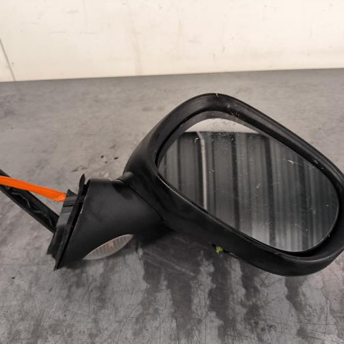 119126888-1cde7d02-5f20-421e-a9ce-efa38048b612-Piece-Retroviseur-droit-7701065902-RENAULT-MODUS-PHASE-1-4f14bb0e035885701abb24eecdda508ae836c41b6dd68eba42429c82eea64dd1_m.jpg