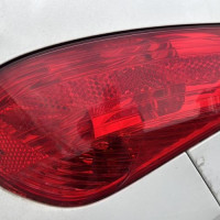 119145316-f9eb0fbf-c241-41ff-abf7-decc7c2eb4e7-Piece-Feu-arriere-principal-droit-feux-6351CV-PEUGEOT-308-1-PHASE-2-9b65bfae72541b897e063d3e2d9278e6a93bc4aa48dc71a26940dfb95758dc3f_m.jpg
