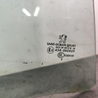 119145350-cc8c7c18-dfe7-438d-b826-4dadf1e2252c-Piece-Vitre-arriere-droit-9204P5-PEUGEOT-308-1-PHASE-2-ba19a118788ada901fee3ea882b1129b92af72aa840bfff6babf1207215e8dee_m.jpg