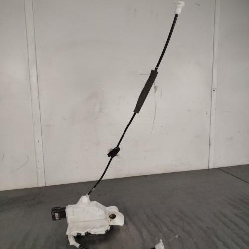 Fermeture centralisee avant gauche