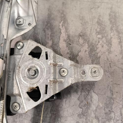 119147763-c39201b4-b190-44bd-ade8-dd48eda2b677-Piece-Leve-vitre-electrique-arriere-gauche-9223C9-PEUGEOT-308-1-PHASE-2-e39d2769c6d302191199767db41b5f9d9ebdf0e0a2ac2b3dcee2f8e918bfd158_m.jpg