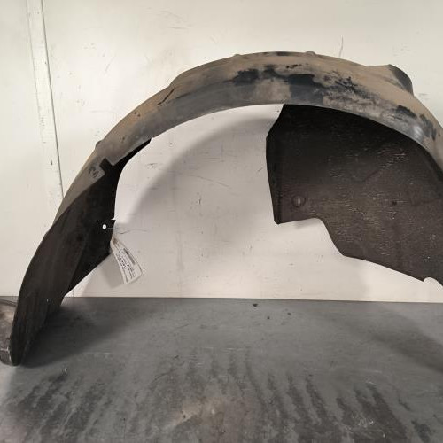 Pare boue arriere droit