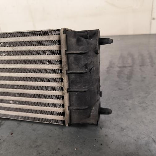 119149330-24586654-cc5d-40be-8c25-f3a226f580b9-Piece-Echangeur-air-Intercooler-0384N9-PEUGEOT-308-1-PHASE-2-60bf3898ebc732925d67ef8ffb9555707293ec82e6471e0b3620a5ca58739cca_m.jpg