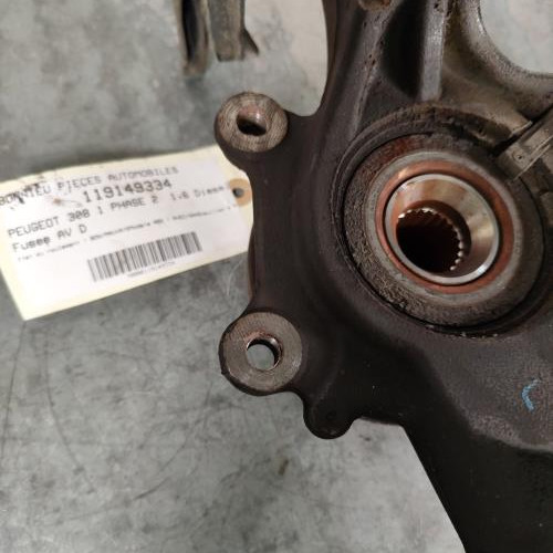 119149334-fafbc023-5e7c-4f84-b340-63e8fdfa64b6-Piece-Fusee-avant-droit-364796-PEUGEOT-308-1-PHASE-2-45ed4f10857ece40c8f0e85be57920e2e4230dbdec79e35a4bdb1e2de4abd17e_m.jpg