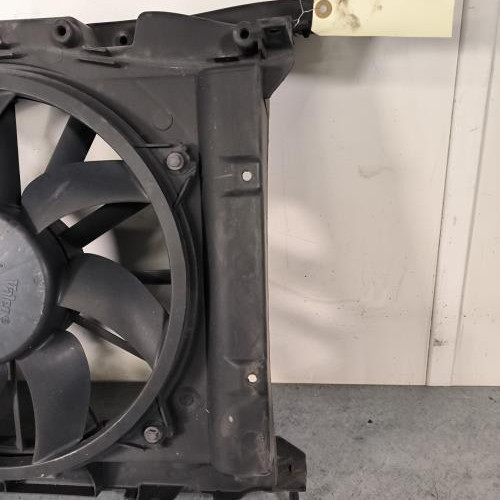 119149348-9b13882d-af0d-48c1-8858-0078bff7a709-Piece-Ventilateur-eau-9828719880-PEUGEOT-308-1-PHASE-2-50044c77ee0cf7451363268251ee0110e2149b06a1ac9bd72474114b3b3a6b0b_m.jpg