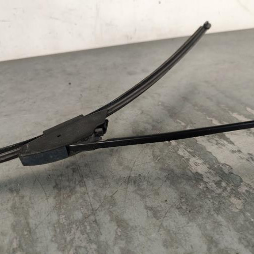 119209072-3d8a13d4-b9d2-4785-afcb-df9426fb49a9-Piece-Bras-essuie-glace-avant-gauche-28886-00Q0D-NISSAN-NV400-ff7a52359863f9a155dd706274e704981846b2f013eb4747faaeb9045958f9f4_m.jpg
