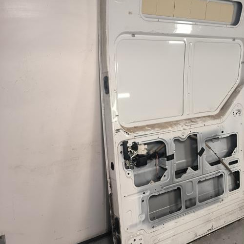 119209146-1abc083f-52f1-48a1-8d5e-9f061bcb48b9-Piece-Porte-laterale-droit-82100-00Q2B-NISSAN-NV400-28f0b7fdcf77abe73d4fb3e33fc7b688ca89322a0c22ec11c60128100d0f8114_m.jpg