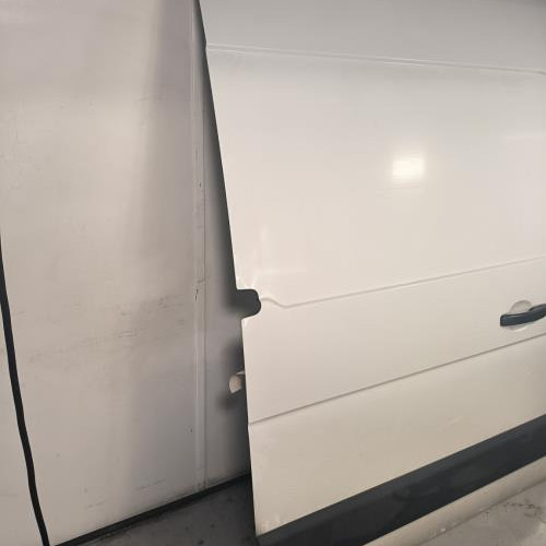 119209146-722d9a86-b342-421b-b15b-7689df8cc26e-Piece-Porte-laterale-droit-82100-00Q2B-NISSAN-NV400-989786edb3e82f866bfa407678e88b77a503834272950f46121ed01741c060f2_m.jpg