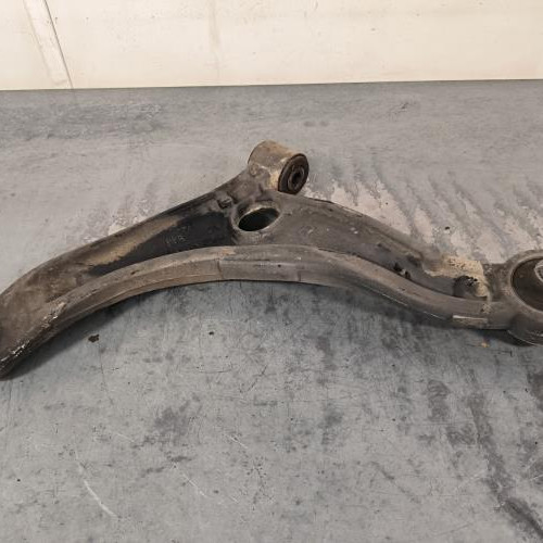 Bras inferieur avant droit