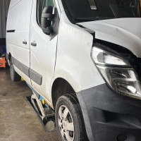 Vehicule-NISSAN-NV400-2018-15aa1dd1210796dd3e4837f9bb730e45d7d9ca8d1c9b32ab821d260953f83c4d_m.jpg