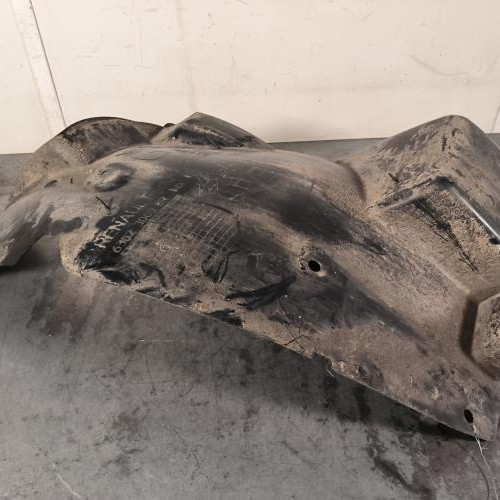 Pare boue avant gauche