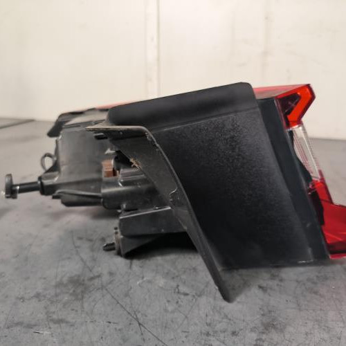 119289825-a1fcf4e7-6412-4aa4-9b54-c5b3a3076d60-Piece-Feu-arriere-principal-droit-feux-265509578R-RENAULT-MEGANE-4-PHASE-1-73048aaf1209fec2024dde69ddbbef70fa80771a37f883659d532e5ad1a2f415_m.jpg