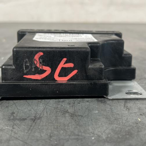 119290225-8da9cbc4-9ca7-4504-a0b1-c86539d2cf0b-Piece-Boitier-air-bag-985107896R-RENAULT-MEGANE-4-PHASE-1-d5493bd64428e40801ee101775d00e50814e0e4eed92b314a44613df48bd7aec_m.jpg