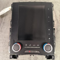 119290235-828f9d04-fe6c-4738-b623-ca83d8487a0a-Piece-Ecran-GPS-280909742R-RENAULT-MEGANE-4-PHASE-1-722ac6143970fd715e827f696373667b6a67d960b7fc14395620d00b5cfb0d62_m.jpg