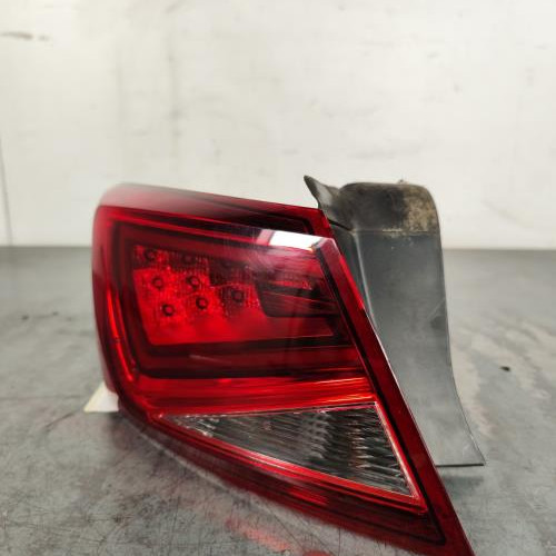 119292266-8173720a-fdc4-4453-8eec-6a2f3b3f216f-Piece-Feu-arriere-principal-gauche-feux-5F0945207E-SEAT-LEON-3-SC-PHASE-1-COUPE-0a86cbe9b66b364763fa7869ef609c6946b14df0c499a554ccbe32bb09954c14_m.jpg