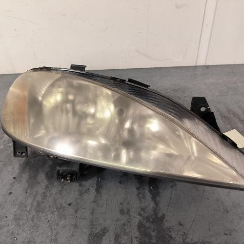 Optique avant principal droit (feux)(phare)