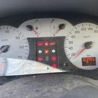 Vehicule-RENAULT-MEGANE%25201%2520PHASE%25202%2520COUPE-2001-d972590ebbc67e757d239dd1b15672ffd2c4a97a8c07eeb2b5dd85905321931d_m.jpg