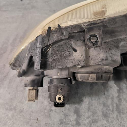 119381265-d9b985c0-a6a6-4cab-828f-20ea0b5ddcd2-Piece-Optique-avant-principal-gauche-feuxphare-260607124R-RENAULT-MEGANE-1-PHASE-2-COUPE-22be360562df5e37c0fb2dca50d510964ebae638da2f8179fa259aa390d7f62b_m.jpg