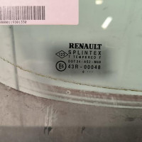 119381330-eb580cf4-5346-4c01-8265-61cf0f470e0d-Piece-Vitre-avant-droit-7700828348-RENAULT-MEGANE-1-PHASE-2-COUPE-fb2eb4172620deecf5b1b276c0dc6f618112de130e225b1c6ab734955a9501a1_m.jpg