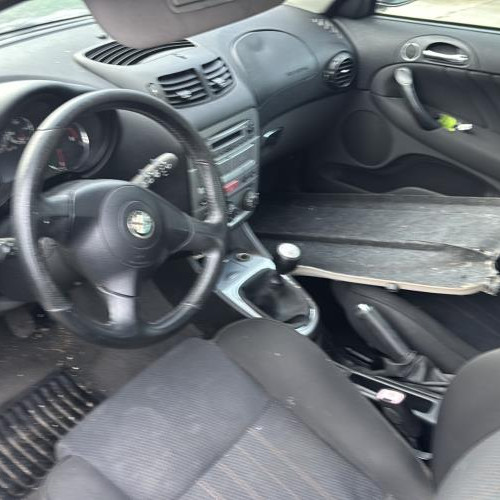 Vehicule-ALFA%2520ROMEO-147%2520PHASE%25202-2008-a15332649173ac3cb5ed0b317ccd37c86b3b3a0b8af1d752fdeeb8eeca219464_m.jpg