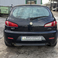 Vehicule-ALFA%2520ROMEO-147%2520PHASE%25202-2008-1f5095240593c8faaa3f5447e51e8e4a0a275cc0424a9fde56f92b053fcd5ebb_m.jpg