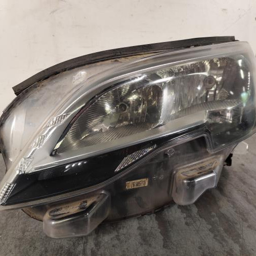 Optique avant principal gauche (feux)(phare)