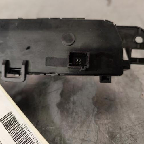 119468317-4007f0b6-a3bf-480f-991f-a73995c8d955-Piece-Commande-chauffage-98340416ZD-PEUGEOT-EXPERT-3-PHASE-1-34f6824a7135b03f447093369c8621ca37d6eb20be020230077dbb6fe74ac32f_m.jpg