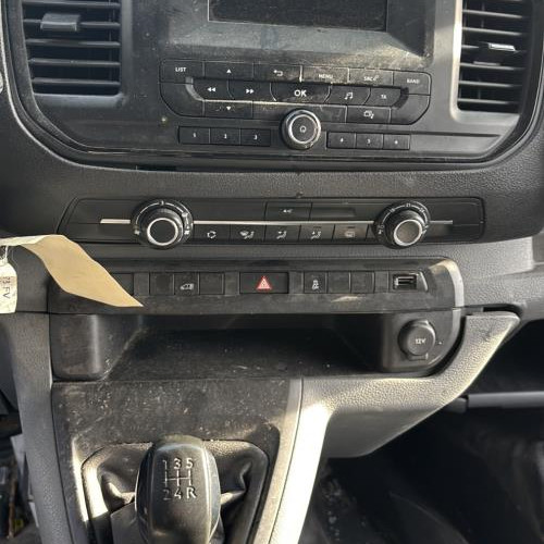 Vehicule-PEUGEOT-EXPERT%25203%2520PHASE%25201-2017-3cf7988d8d737ebc83ad2657014109721a199f9a53528b997a2640829aafac1a_m.jpg