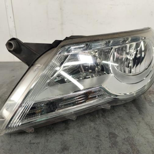 Optique avant principal gauche (feux)(phare)