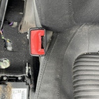 119471547-a3f82b1b-494e-4cb1-9659-f99e01590637-Piece-Attache-ceinture-avant-gauche-5N0857755GQVZ-VOLKSWAGEN-TIGUAN-1-PHASE-1-b1811eb0367a77c412f940cae8d14711a2cd6bcc9890112de7859634d850b0b8_m.jpg