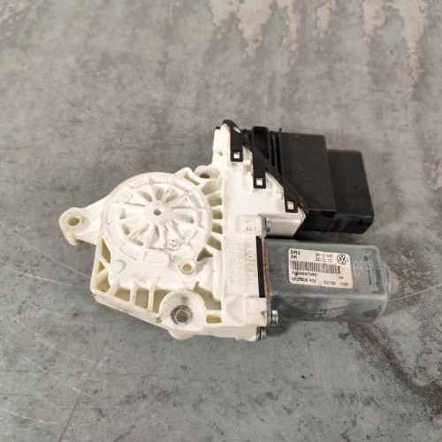 119471572-8e0d5413-ff4b-4996-aed6-e5c7f011a12f-Piece-Leve-vitre-electrique-arriere-droit-5N0839462A-VOLKSWAGEN-TIGUAN-1-PHASE-1-f501d69bb1e819c8ae2ab447cd1b7ea8c6e8c3c7ac4c4e0042a6f0b0c6134584_m.jpg