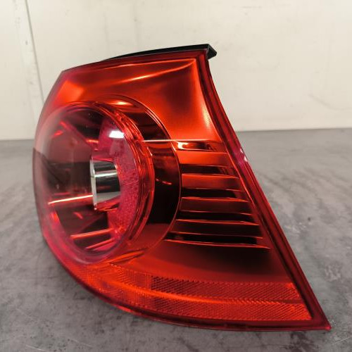 119474579-0d8bdb70-5e73-4e2f-847b-6704dd211439-Piece-Feu-arriere-principal-droit-feux-1K6945096T-VOLKSWAGEN-GOLF-5-ede58c8a9d023c5c21ed0e6af16e6575673532dcf65ed311bd3c43e4e6d01abb_m.jpg