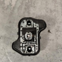 119474596-a83f1ac1-5be7-477b-a146-b61abecd1e53-Piece-Platine-feu-arriere-droit-1K6945258-VOLKSWAGEN-GOLF-5-403c9af2b8ea682a5e3ade0ebfa1588c2d76bee72f0b795d04b068b4a1a05602_m.jpg