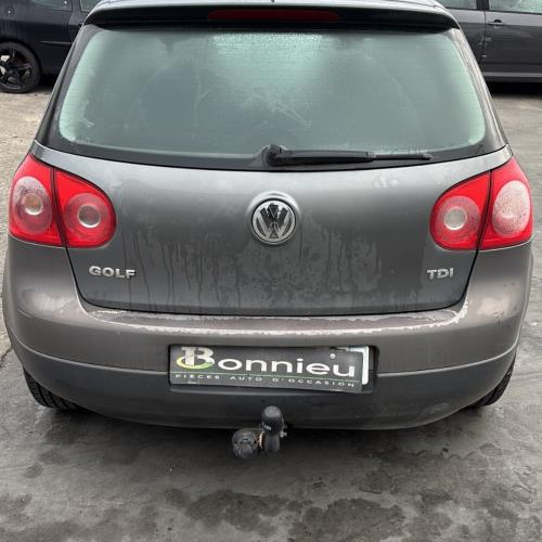 Vehicule-VOLKSWAGEN-GOLF%25205-2007-1744f27c68075ea930256c39f7e840b55867262a09ffb3978518fe4eb7a90497_m.jpg