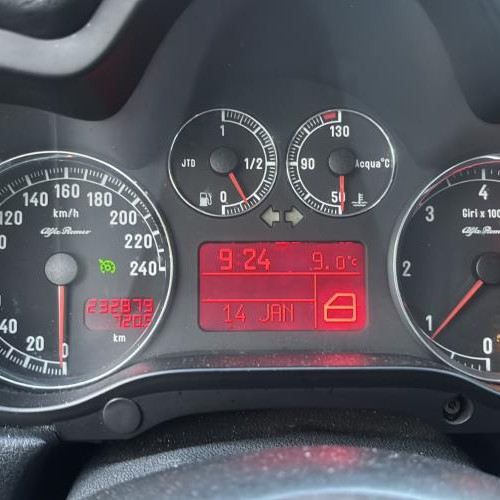 Vehicule-ALFA%2520ROMEO-147%2520PHASE%25202-2007-e96631cbd2df8b0463eb4f4f57135e0dda80ad6cb79736f58272cedecc4de997_m.jpg