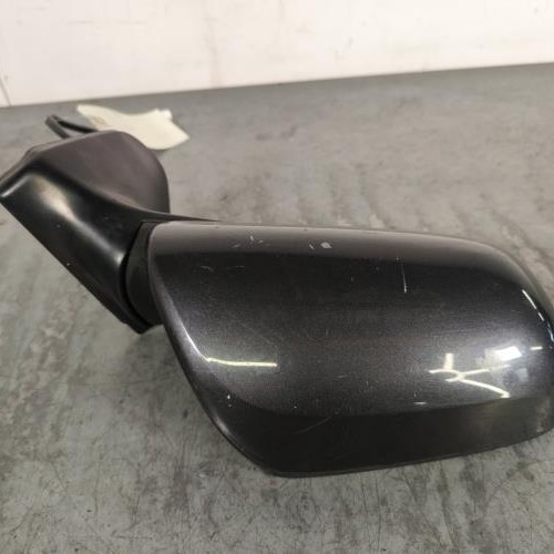 119535180-00bc4444-a416-4d38-a1c6-f0ac30ae078b-Piece-Retroviseur-droit-8790102270-TOYOTA-AURIS-1-PHASE-1-8eae9a10a482e91c0ba9bcf8595f6451a0a14906913c90b58adb64391e4bb604_m.jpg