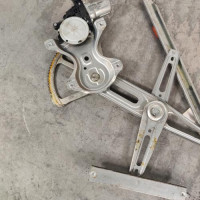 119535411-49b3f0b6-eb6f-45a6-b2ac-a0053a0a81ba-Piece-Leve-vitre-electrique-avant-droit-6981002320-TOYOTA-AURIS-1-PHASE-1-ce5c68cfba81ff94927d0b59546bf828cb42f820ac12451ce37216830fbb66f3_m.jpg