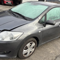 Vehicule-TOYOTA-AURIS%25201%2520PHASE%25201-2008-14e4b1b1ed466fe775e1e193337f3b6cd5d1211ae97bd667da2b483c464c8897_m.jpg