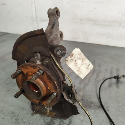 119536131-1833169a-248e-4668-b96d-8ae7b83f4716-Piece-Fusee-avant-droit-4321102171-TOYOTA-AURIS-1-PHASE-1-26b87dbd2d576562fd8ea663d2becd8fe81909aba9200abee47ac2d94bebb2a3_m.jpg