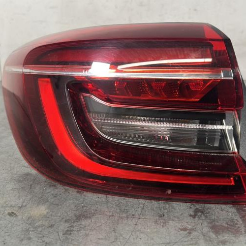 Feu arriere principal gauche (feux)