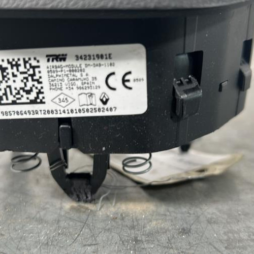 119592869-eed6fd3f-b994-4308-a628-17cc32ab71b5-Piece-Air-bag-conducteur-985707003R-RENAULT-CLIO-5-PHASE-1-e8f875c5313d4f91f153fd02a2529bbf52b6efcc92c4d493746a64c996d48ab3_m.jpg