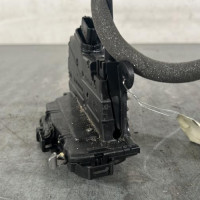 119592890-0d438344-ec87-4301-a870-ebe7ce22b7d8-Piece-Fermeture-centralisee-avant-droit-805029595R-RENAULT-CLIO-5-PHASE-1-a24a476c486bb5e9d258941d8739a8610b5fbd3b813088d15c8b6e1a2993d29e_m.jpg