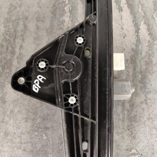 119592895-3340b273-3b2b-4a9e-bc73-805e3e66c91b-Piece-Leve-vitre-electrique-avant-droit-807201776R-RENAULT-CLIO-5-PHASE-1-a98b5c4af7d0ce7d9d90fb9bb61cbc44b3dfc7bc239534a274fd45a7358a0a58_m.jpg